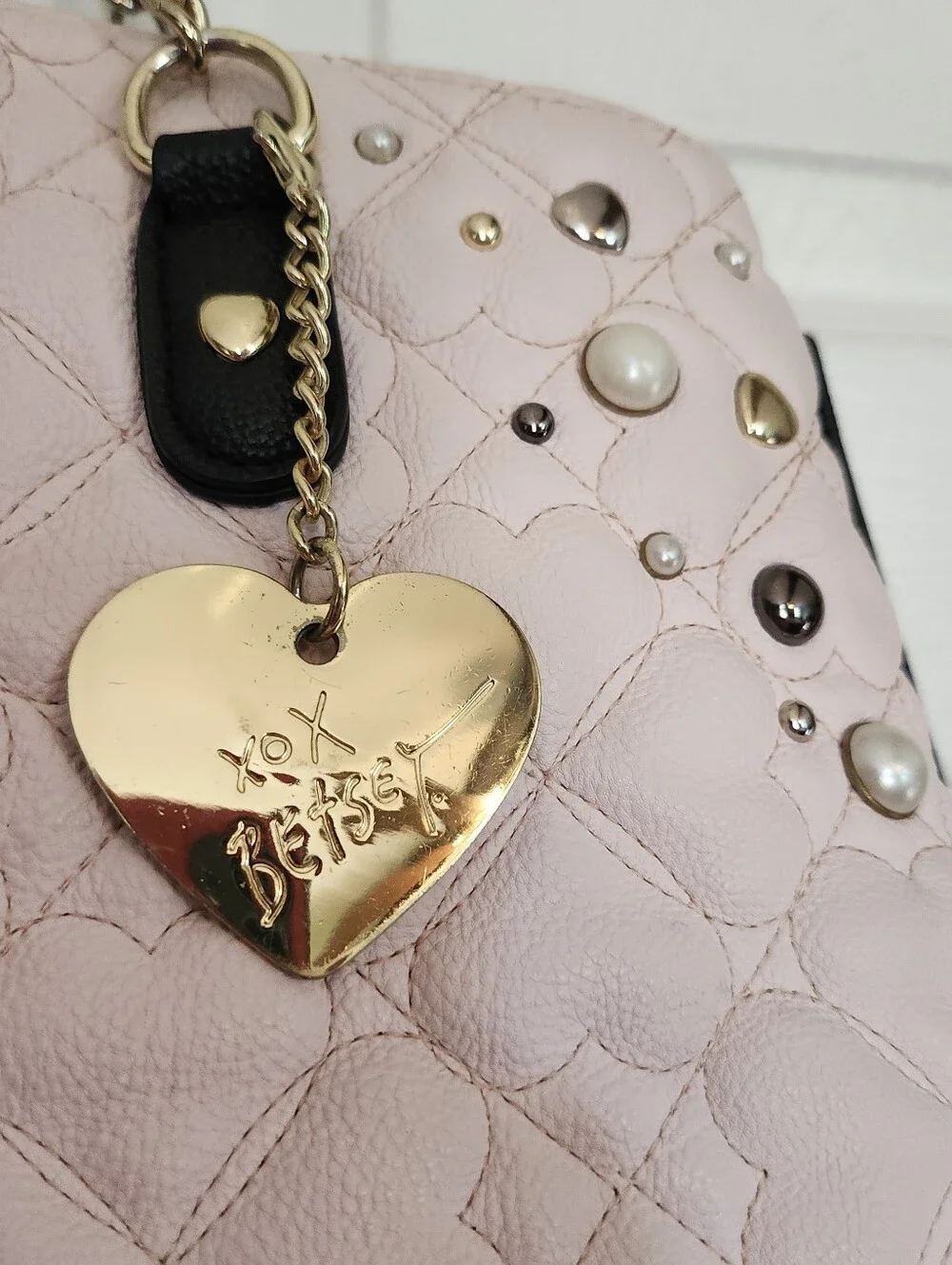 Betsey Johnson Pink Heart Quilted Tote/Bag Purse *READ* Missing Shoulder Strap